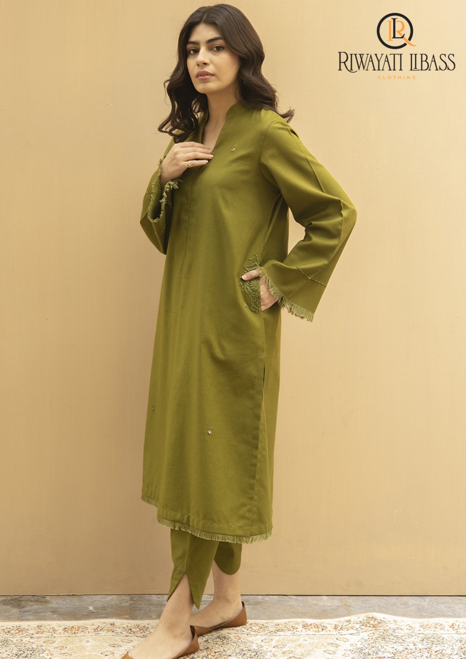 Winter Unstitched 3PCs Embroidered Dhanak Dress With Embroidered Dhanak Shawl RL-653